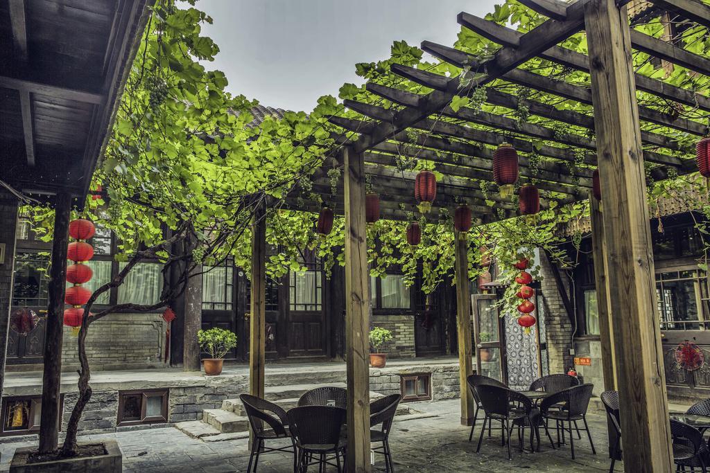 Hill Lily Courtyard Hotell Peking Exteriör bild
