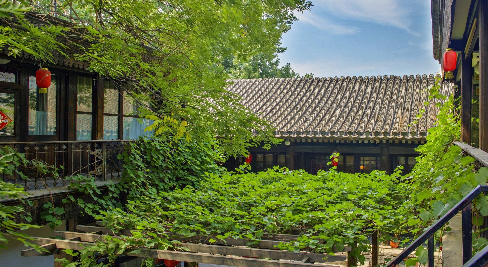 Hill Lily Courtyard Hotell Peking Exteriör bild